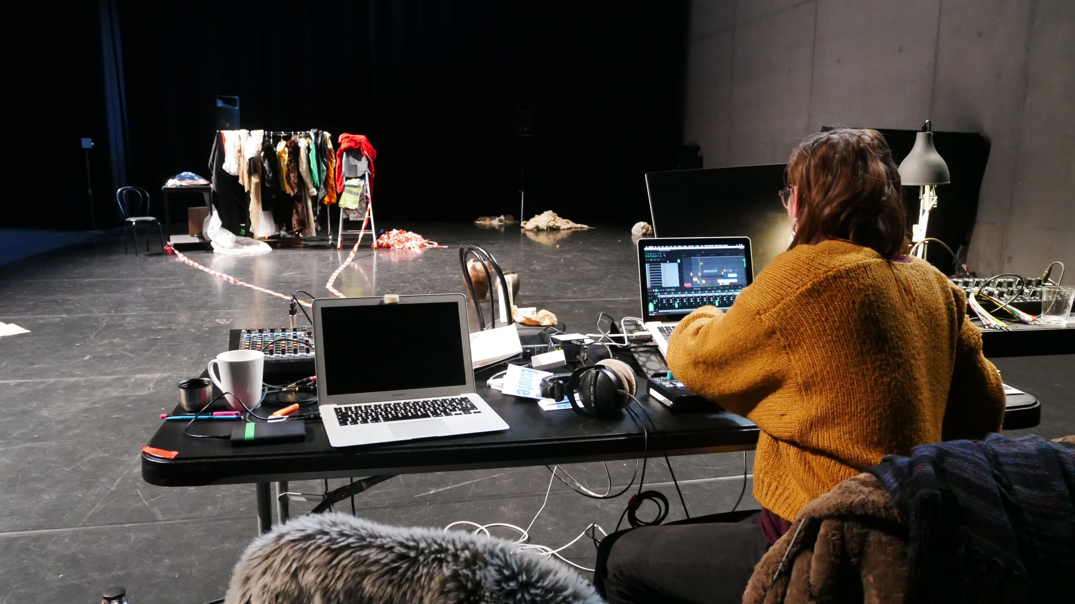 Cinq jours de résidence au plateau pour la compagnie FeM