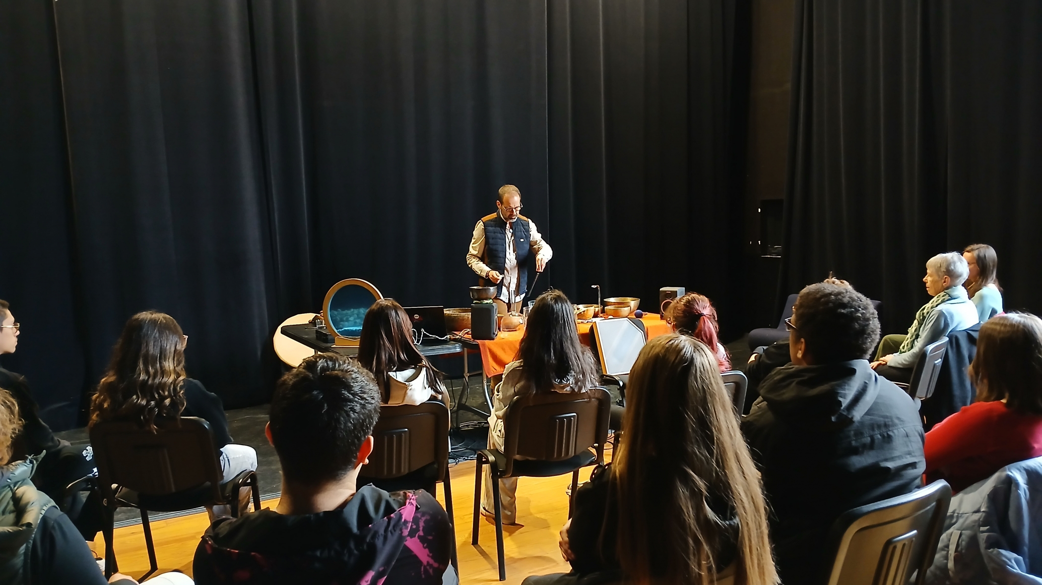 Un voyage sonore de quinze jours au Théâtre et au delà avec le temps fort Écoute