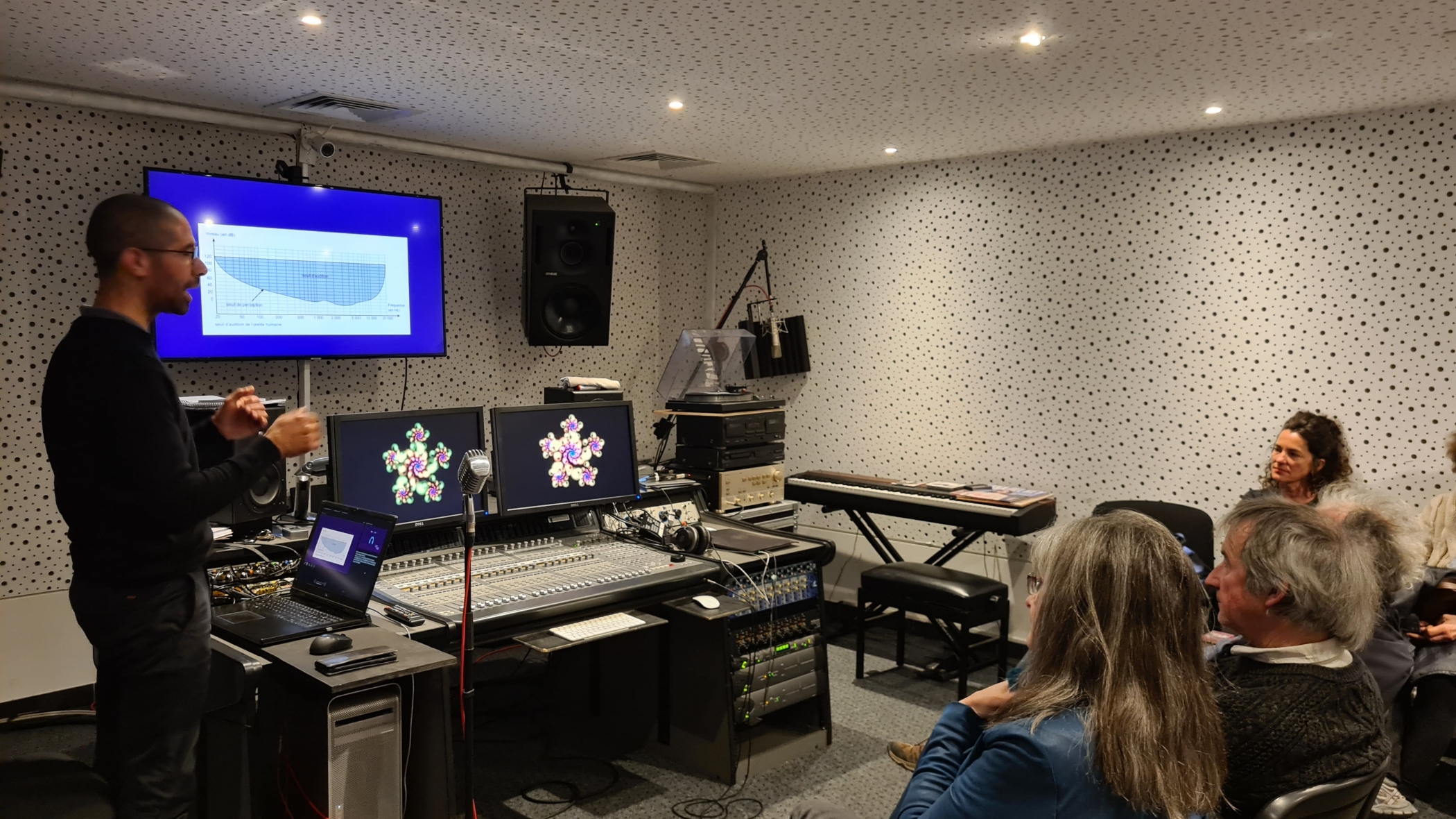 Un voyage sonore de quinze jours au Théâtre et au delà avec le temps fort Écoute