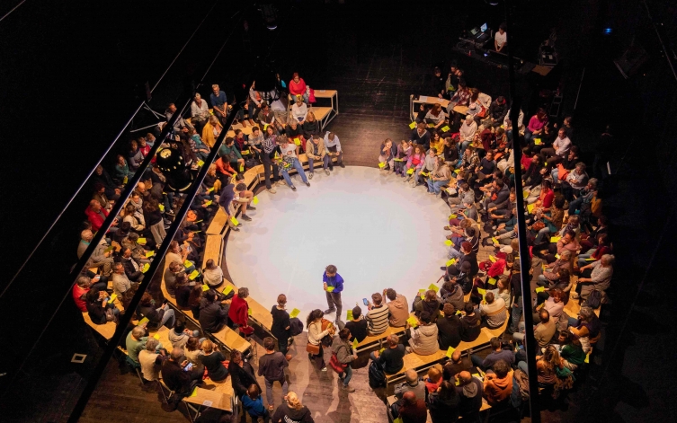 C'est pas parce qu'on a rien à dire qu'il faut fermer sa gueule [scolaire]