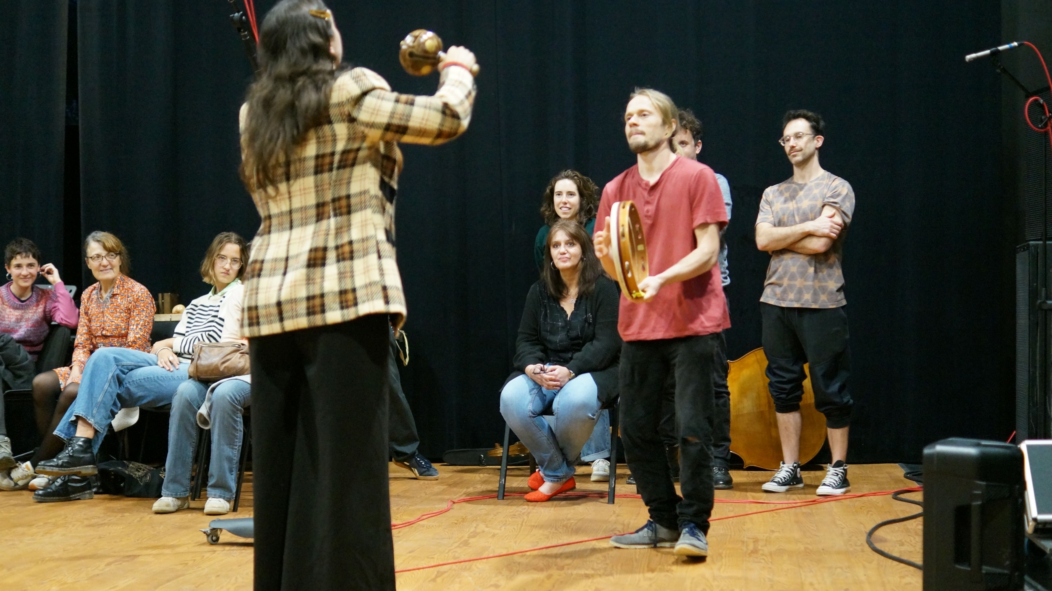 Silence, ça enregistre au studio !