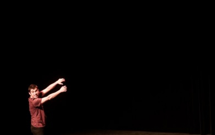 Le jour se lève encore