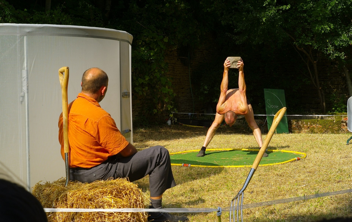 Entre serre et jardin