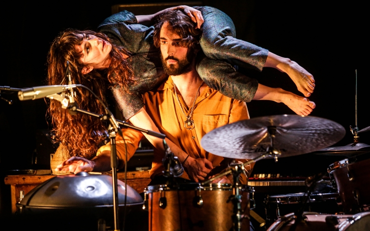 Au Mauvais Endroit au Mauvais Moment