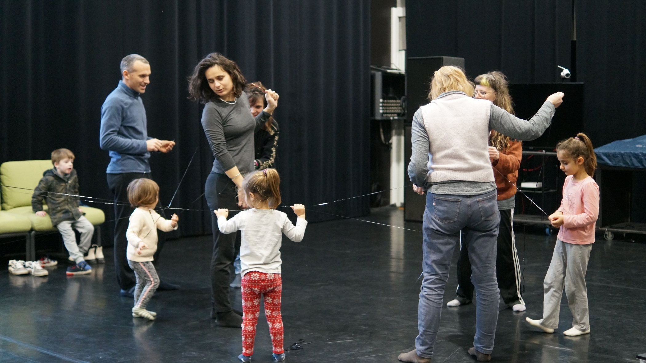 Une semaine pour les plus jeunes spectacteur·rice·s entre spectacles & ateliers