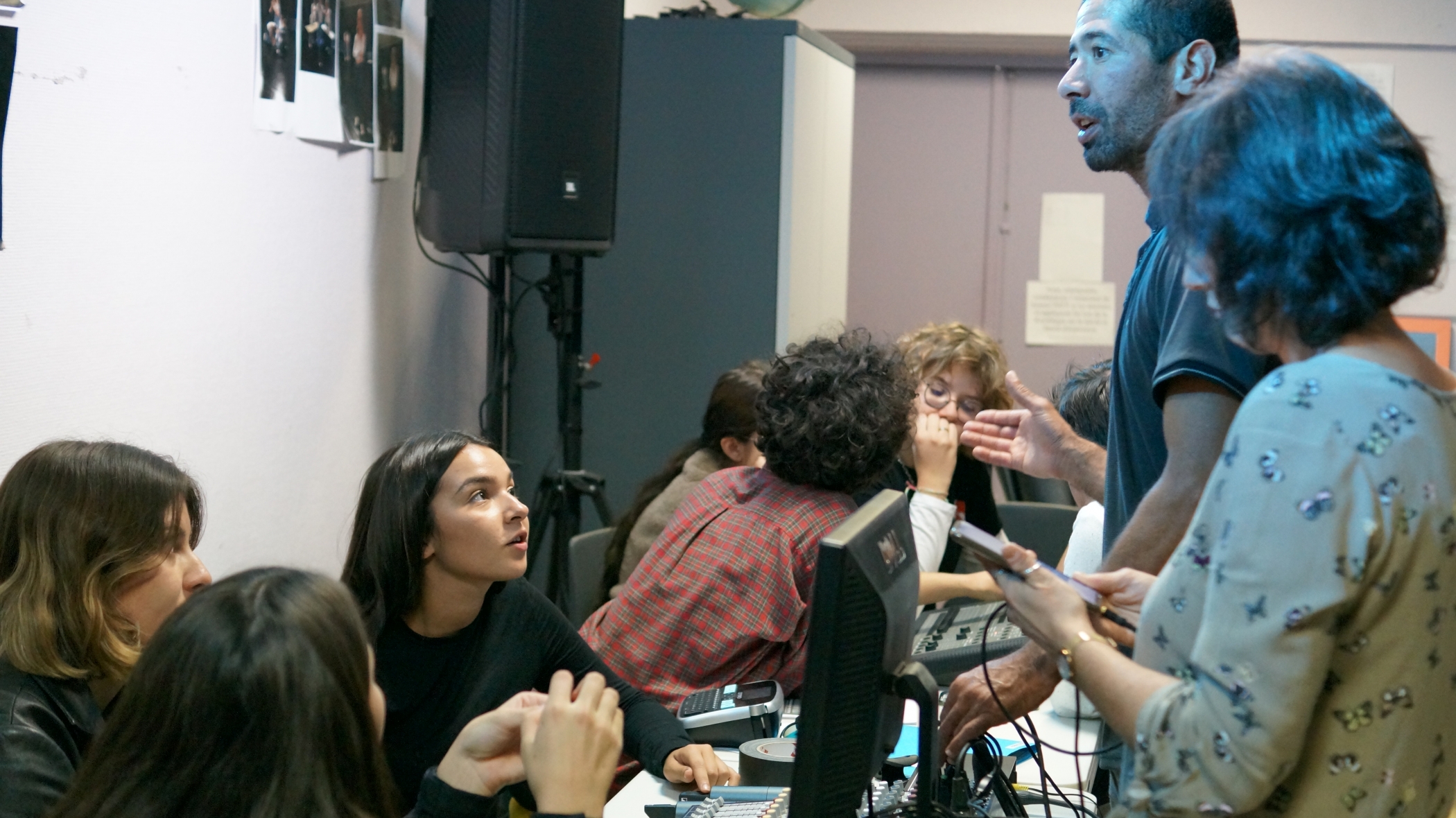 Les lycéens de Paul Arène découvrent le son et la lumière
