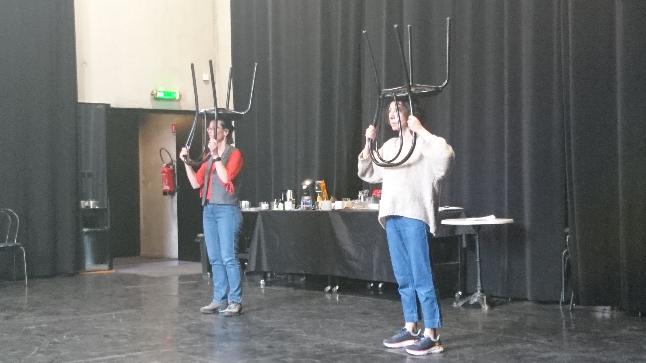 Quand une artiste complice s'installe au Théâtre avec sa compagnie