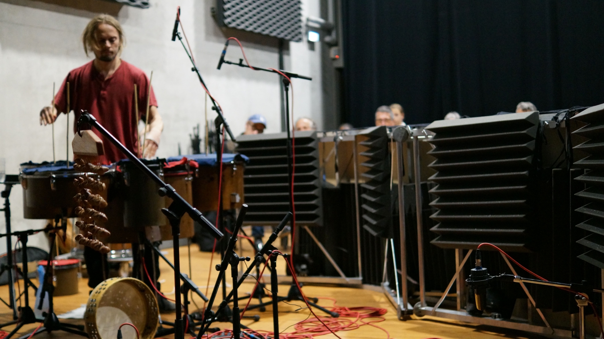 Silence, ça enregistre au studio !